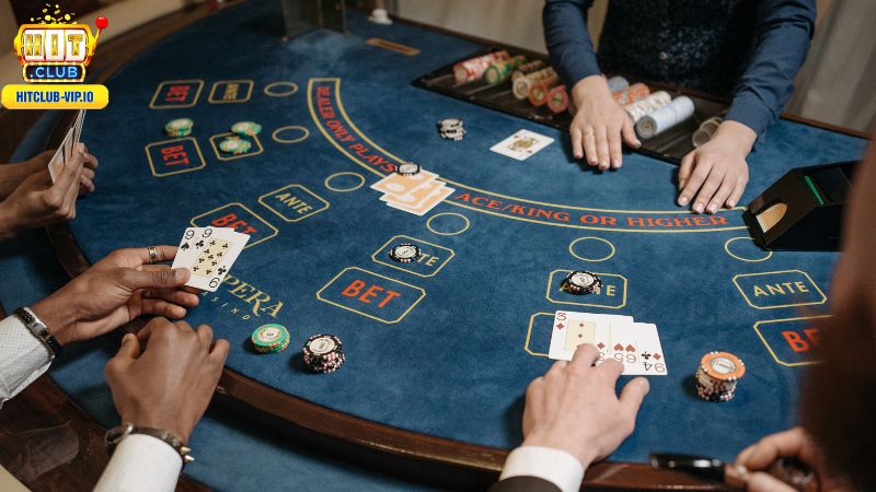 Baccarat là trò chơi dễ tiếp cận với mọi người